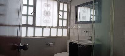 Casa de 5 alcobas en venta en La Laguna Fontibon, Bogotá, 280 m² · foto 9 de 18