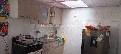 Casa de 5 alcobas en venta en La Laguna Fontibon, Bogotá, 280 m² · foto 12 de 18
