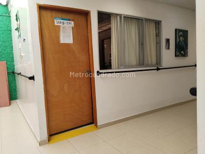 Casa de 5 alcobas en venta en Cedritos, Bogotá, 375 m² · foto 3 de 20