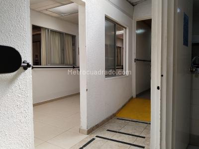 Casa de 5 alcobas en venta en Cedritos, Bogotá, 375 m² · foto 5 de 20