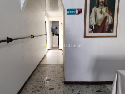 Casa de 5 alcobas en venta en Cedritos, Bogotá, 375 m² · foto 8 de 20
