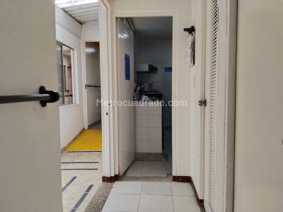 Casa de 5 alcobas en venta en Cedritos, Bogotá, 375 m² · foto 9 de 20