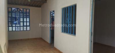 Casa de 5 alcobas en venta en El Uval, Bogotá, 73 m² · foto 4 de 19