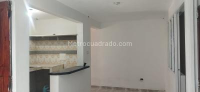 Casa de 5 alcobas en venta en El Uval, Bogotá, 73 m² · foto 17 de 19