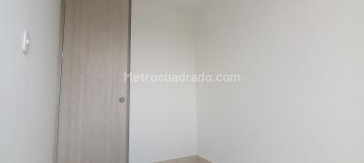 Apartamento de 3 alcobas en venta en El Salado, Ibagué, 47 m² · foto 10 de 20