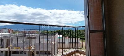 Apartamento de 3 alcobas en venta en Arboleda Campestre, Ibagué, 65 m² · foto 4 de 20