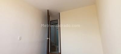 Apartamento de 3 alcobas en venta en Arboleda Campestre, Ibagué, 65 m² · foto 9 de 20