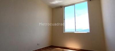 Apartamento de 3 alcobas en venta en Arboleda Campestre, Ibagué, 65 m² · foto 12 de 20