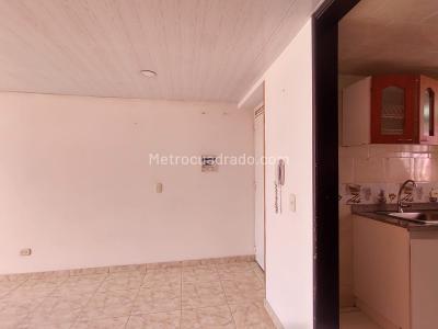 Apartamento de 3 alcobas en venta en Centro Soacha, Soacha, 53 m² · foto 7 de 17