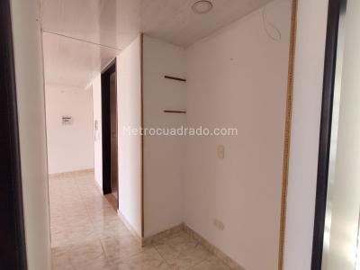Apartamento de 3 alcobas en venta en Centro Soacha, Soacha, 53 m² · foto 9 de 17