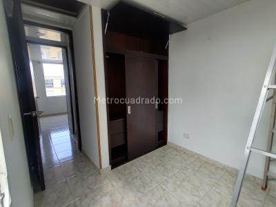 Apartamento de 3 alcobas en venta en Centro Soacha, Soacha, 53 m² · foto 12 de 17
