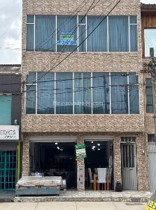 Casa de 5 alcobas en venta en Grancolombiano, Bogotá, 480 m² · foto 3 de 20