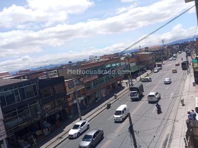 Casa de 5 alcobas en venta en Grancolombiano, Bogotá, 480 m² · foto 4 de 20