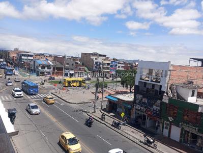 Casa de 5 alcobas en venta en Grancolombiano, Bogotá, 480 m² · foto 5 de 20