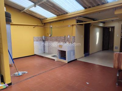 Casa de 5 alcobas en venta en Grancolombiano, Bogotá, 480 m² · foto 9 de 20