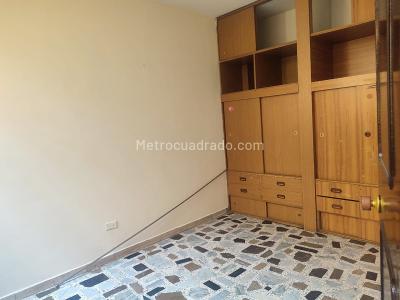 Casa de 5 alcobas en venta en Grancolombiano, Bogotá, 480 m² · foto 17 de 20