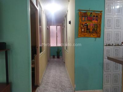 Casa de 5 alcobas en venta en Villa Emilia, Bogotá, 72 m² · foto 8 de 20
