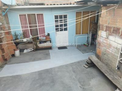 Casa de 5 alcobas en venta en Villa Emilia, Bogotá, 72 m² · foto 13 de 20