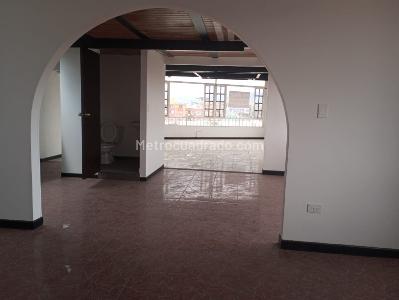 Casa de 3 alcobas en venta en Catalina, Bogotá, 356 m² · foto 12 de 20