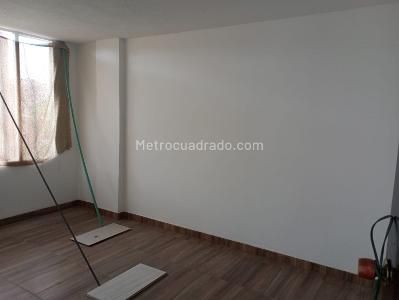 Casa de 3 alcobas en venta en Catalina, Bogotá, 356 m² · foto 13 de 20
