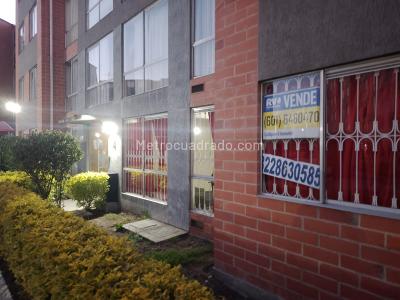 Apartamento de 3 alcobas en venta en Villa Italia, Soacha, 58 m² · foto 6 de 17