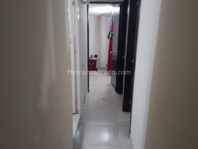 Apartamento de 3 alcobas en venta en Villa Italia, Soacha, 58 m² · foto 9 de 17