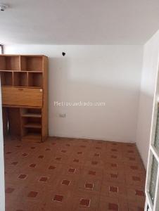 Casa de 5 alcobas en venta en La Giraldilla, Bogotá, 334 m² · foto 7 de 16