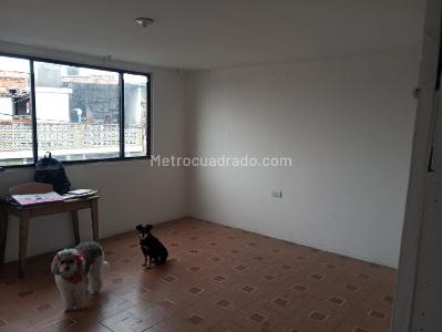 Casa de 5 alcobas en venta en La Giraldilla, Bogotá, 334 m² · foto 8 de 16