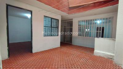 Casa de 5 alcobas en venta en Gran Britalia, Bogotá, 123 m² · foto 5 de 17