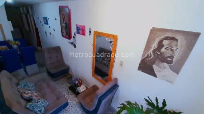 Casa en venta en San Antonio, Bogotá · foto 2 de 20