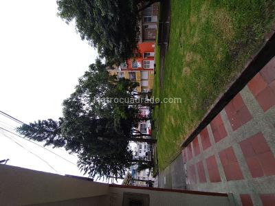 Casa de 5 alcobas en venta en Kennedy, Bogotá, 72 m² · foto 4 de 10