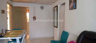 Casa de 5 alcobas en venta en Kennedy, Bogotá, 72 m² · foto 8 de 10