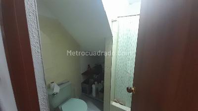 Casa de 5 alcobas en venta en Plaza De Las Americas, Bogotá, 251 m² · foto 2 de 20