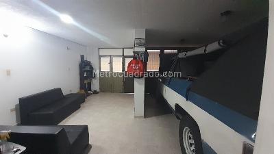 Casa de 5 alcobas en venta en Plaza De Las Americas, Bogotá, 251 m² · foto 3 de 20