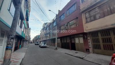 Casa de 5 alcobas en venta en Plaza De Las Americas, Bogotá, 251 m² · foto 4 de 20