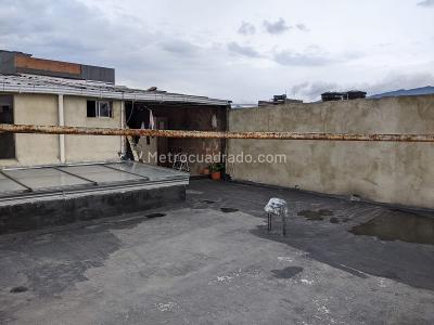 Casa de 5 alcobas en venta en San Fernando, Bogotá, 540 m² · foto 11 de 16