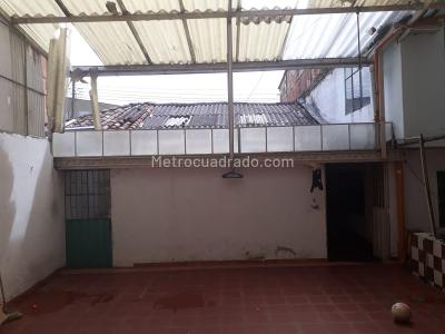 Casa en venta en La Giralda, Bogotá · foto 2 de 8