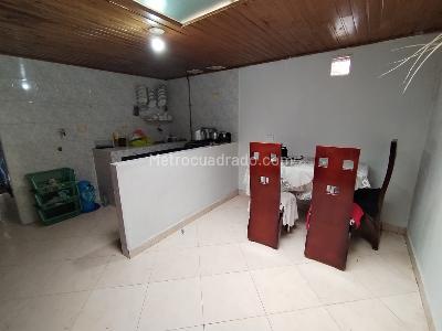 Casa de 5 alcobas en venta en El Rincon, Bogotá, 336 m² · foto 2 de 8