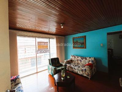 Casa de 5 alcobas en venta en Claret, Bogotá, 201 m² · foto 5 de 11