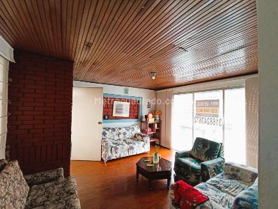 Casa de 5 alcobas en venta en Claret, Bogotá, 201 m² · foto 7 de 11