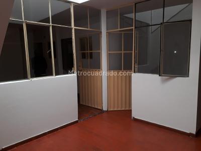 Casa de 5 alcobas en venta en Grancolombiano I, Bogotá, 360 m² · foto 5 de 11