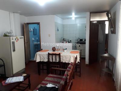 Casa de 5 alcobas en venta en Grancolombiano I, Bogotá, 360 m² · foto 8 de 11
