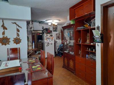 Casa de 5 alcobas en venta en Mariscal Sucre, Soacha, 201 m² · foto 6 de 12