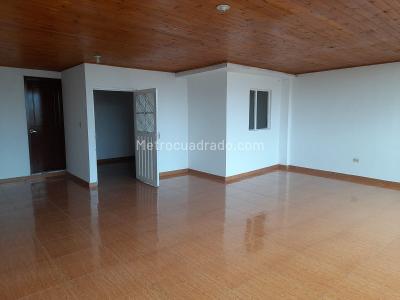 Casa de 5 alcobas en venta en Pablo Vi, Bogotá, 130 m² · foto 3 de 10