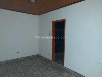 Casa de 5 alcobas en venta en Pablo Vi, Bogotá, 130 m² · foto 4 de 10