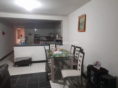 Casa de 5 alcobas en venta en Pablo Vi, Bogotá, 130 m² · foto 5 de 10