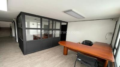 Casa de 5 alcobas en venta en La Soledad, Bogotá, 549 m² · foto 7 de 11