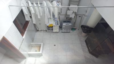 Casa de 5 alcobas en venta en Francisco Miranda, Bogotá, 387 m² · foto 8 de 10