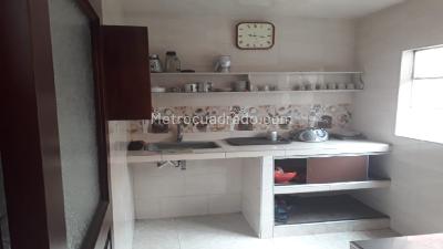 Casa de 5 alcobas en venta en Carvajal, Bogotá, 350 m² · foto 11 de 11