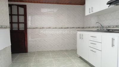 Casa de 5 alcobas en venta en Villa Luz, Bogotá, 336 m² · foto 20 de 20